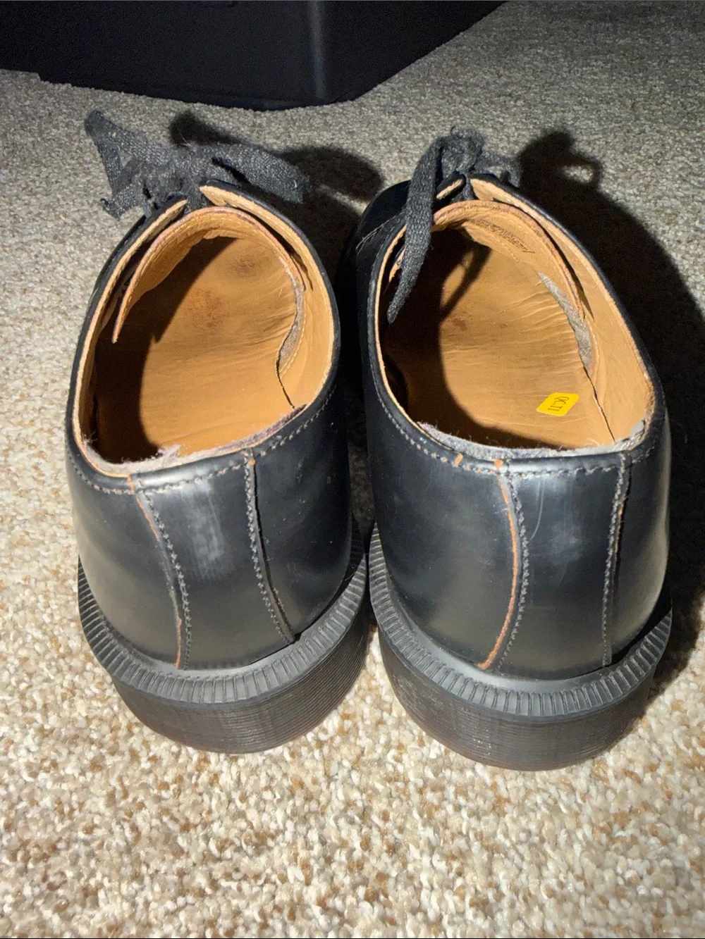 Dr martens Smith Lace Up Low top Oxfords Unisex 7 men’s and size 8.5 women